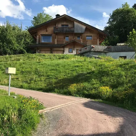 Bella * Combloux